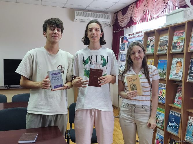 Виталий Борисович Бакалдин. Многоликость поэзии.