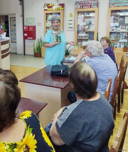 «В стране кубанской поэзии» : час краевой поэзии
