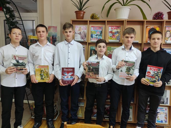 Шли мальчишки не за славой